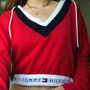 tommy hilfiger red cropped hooded sweater